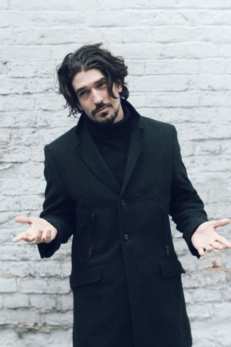 Guy Reference, Rhys Larsen, Silly Guy, Hairstyle Inspiration, Wuthering Heights, Pose References, Gender Envy, Character Inspo, Long Black Hair