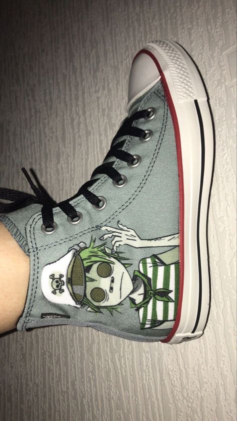 Gorillaz Shoes, Gorillaz Converse, Gorillaz 2d, Band Shoes, Grunge Shoes, Custom Shoes Diy, Rock Punk, Aesthetic Shoes, Swag Shoes