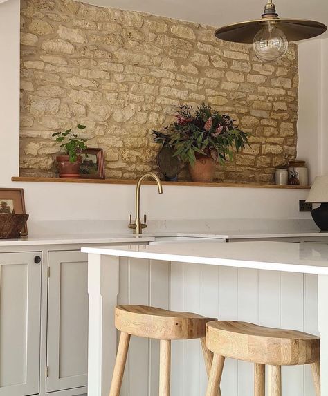 Sophie | Modern Country Decor on Instagram: “In this kitchen, the exposed stone wall is doing all the talking. Designed by @tornandcottoninteriors . . . . . . . . #stonewalls…” Exposed Stone Wall, Kitchen Stone Wall, Cottage Kitchen Backsplash, Barn Interior Design, Modern Organic Kitchen, Modern Country Decor, Brick Backsplash Kitchen, Cotswold Stone, Stone Feature Wall