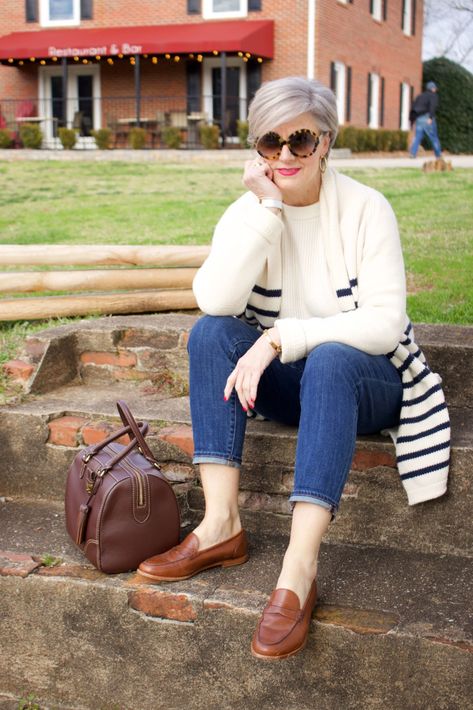 beth from Style at a Certain Age wears a J.Crew cozy striped cardigan, Everlane cashmere crewneck, Talbots girlfriend jeans, J.Crew Ryan loafers Essential Fall Shoes, Beth Djalali, My New Haircut, Pijamas Women, Outfit Elegantes, Cute Ankle Boots, Style At A Certain Age, Sunday Style, Nice Outfits