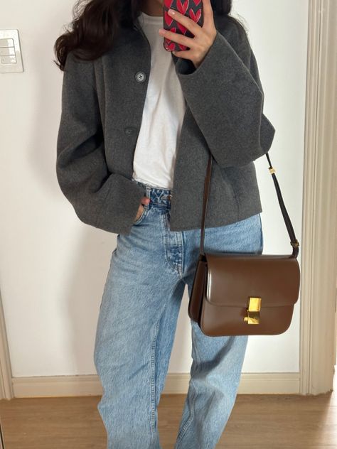 Celine Classic Bag Outfit, Celine Classic Box Bag Outfit, Outfit With Brown Bag, Dark Brown Bag Outfit, Celine Box Bag Outfit, Brown Bag Outfit, Celine Bag Outfit, Handbags Outfits, Jazz Outfit