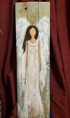 Angel Painting Easy Canvases, Angel Door Hanger, Painting Gifts For Friends, Cardboard Angel Wings, Angel Paintings On Canvas, Painted Angel Ornaments, Drawing Angels, Cross Art Painting, Painted Nativity Scene