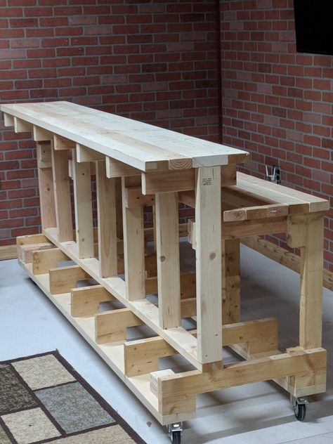 Building A Home Bar, Home Bar Plans, Pallet Bar Diy, Diy Outdoor Bar, Home Bar Rooms, Bar Plans, Basement Bar Designs, Diy Home Bar, Outdoor Patio Bar