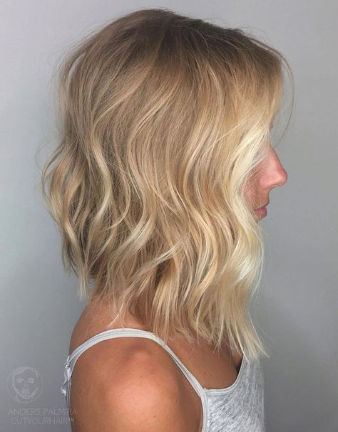 Blonde Bob With Face-Framing Balayage Cuts For Thinner Hair, Brown Hair Underneath, Picture Day Hair, Wavy Hairstyles Medium, Long Bob Haircuts, Lob Hairstyle, Lob Haircut, Nails Makeup, Long Bob Hairstyles