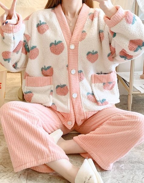 Vtuber Inspiration, Korean Pajamas, Japanese Winter, Fruit Embroidery, Peach Clothes, Kawaii Pajamas, Pajamas Aesthetic, Pijamas Women, Pajama Outfit