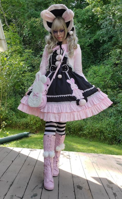 Outfit With Boots, Kawaii Outfit, Anime Cosplay Costumes, Kawaii Clothes, Lolita Dress, Gothic Lolita, Lolita Fashion, Winter Boots, Cosplay Costumes