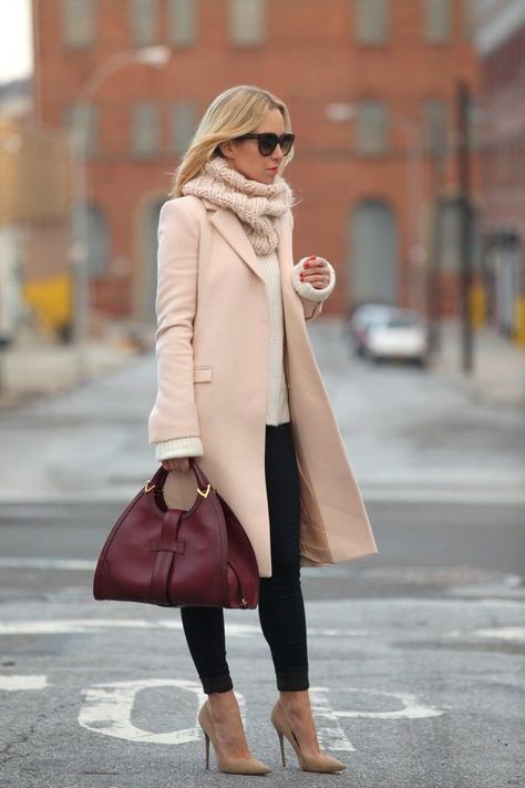 Church Outfit Ideas - 27 Decent Ideas What to Wear to Church What To Wear To Church, Cold Weather Dresses, Winter Coat Outfits, Winter Outfits Cold, Warm Dresses, Trendy Dress, Pink Coat, Cute Winter Outfits, Outfit Trends