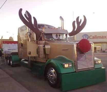 Reindeer Semi Truck Christmas Parade Truck Ideas, Christmas Trunk Or Treat Ideas, Hayride Ideas, Trunk And Treat, Christmas Trunk Or Treat, Holiday Parade Floats, Parade Float Theme, Christmas Floats, Cars Of The Future