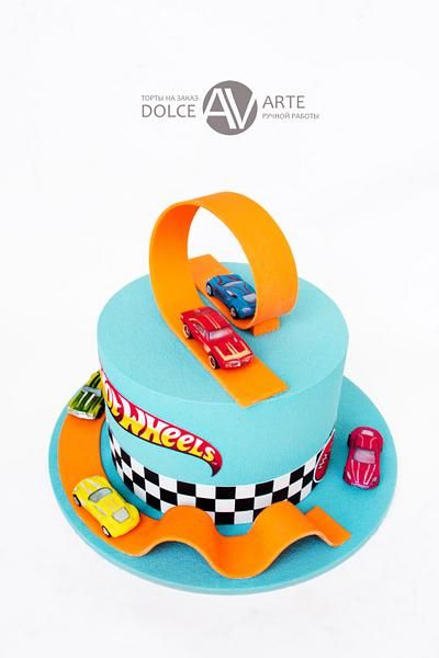 Hot Wheels Themed Birthday Party, Hot Wheels Cake, Thomas Cakes, Hotwheels Birthday Party, Cars Birthday Cake, 5th Birthday Cake, Dinosaur Birthday Cakes, Hot Wheels Party, Hot Wheels Birthday