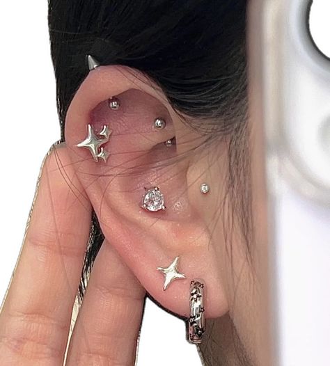 Ušný Piercing, Cool Ear Piercings, Pretty Ear Piercings, Cool Piercings, Cute Ear Piercings, Cute Piercings, Body Jewelry Piercing, Ear Cuffs, Piercing Tattoo