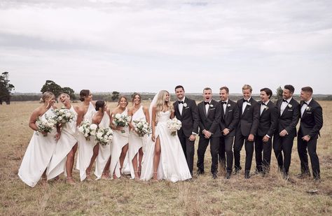 // t h e w e d d i n g p a r t y Bridesmaid And Groomsmen Pictures, Cream Bridesmaid Dresses, Wedding Photography List, Wedding September, Wedding Photography Bridal Party, Groomsmen Looks, Neutral Bridesmaid Dresses, White Wedding Theme, White Bridesmaid