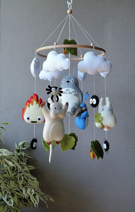 My Neighbor Totoro Baby Nursery, Princess Mononoke Nursery, Ghibli Nursery Ideas, Totoro Nursery Ideas, Nursery Mobile Ideas, Studio Ghibli Nursery Ideas, Ghibli Baby Room, Miyazaki Nursery, Studio Ghibli Baby Room