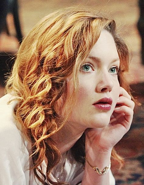 Holiday Grainger, Holliday Grainger, Lucrezia Borgia, Face Claims, Behind The Scenes, Berlin, Avatar, Actresses, Sun