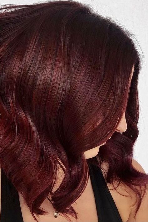 Dark Red Hair Outfits What To Wear With, Dark Natural Red Hair Color, Merlot Red Hair, Warm Tone Red Hair, Classy Red Hair, Natural Dark Red Hair Color, Red Tones Hair Color, Dark Natural Red Hair, Two Tone Red Hair Color Ideas