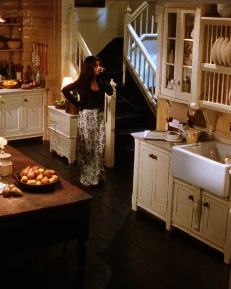 Why Do These Witches Dress So Well? Practical Magic Aesthetic Sally, In The Company Of Witches Aesthetic, Fall In Movies, Autumn Witch Aesthetic Fashion, Sally Owens Practical Magic Outfits, Witch Mom Aesthetic, Practical Magic Wardrobe, Sally Owens Practical Magic, Practical Magic Interior Design