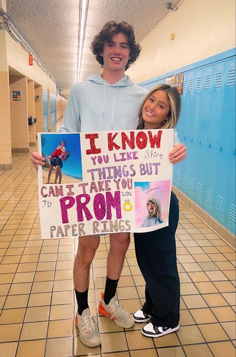 Cute Promposals, Prom Posters, Cute Homecoming Proposals, Cute Prom Proposals, Dance Proposal, Taylor Swift Fan Club, Taylor Swift Tour Outfits, Estilo Taylor Swift, Taylor Swift Cute