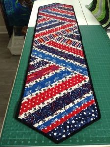 Table Runners Patterns, Greased Lightning, Project Table, Quilted Table Runners Patterns, Quilted Table Toppers, Patchwork Quilt Patterns, Table Runner Pattern, Table Runner And Placemats, Quilts Ideas