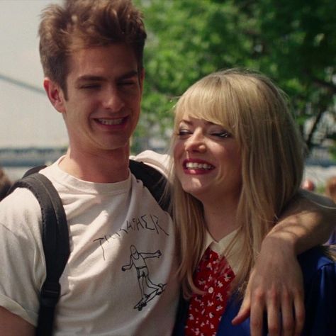 Garfield Videos, Peter Parker And Gwen Stacy, Peter Parker Gwen Stacy, Emma Stone Gwen Stacy, Peter Parker Andrew Garfield, Emma Stone Andrew Garfield, Andrew Garfield Spiderman, Garfield Spiderman, Spiderman Movie