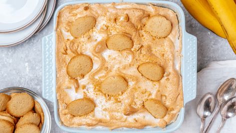 Posted in response to my own request. :) This is said to be the best and only banana pudding you should make! courtesy Nabisco. Nilla Wafer Pudding, Nilla Banana Pudding Recipe, Sour Cream Banana Pudding, Original Banana Pudding Recipe, Nilla Wafer Banana Pudding, Sweety Pie, Strawberry Recipe, Banana Butter, Banana Pudding Recipe