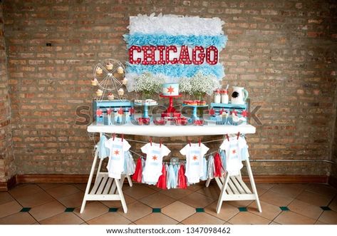 Photos Decoration Ideas, Chicago Themed Party, Best Party Ideas, Popular Baby Shower Themes, Shower Photos, Chicago Baby, Bridal Shower Cakes, Baby Shower Photos, Party Printables Free