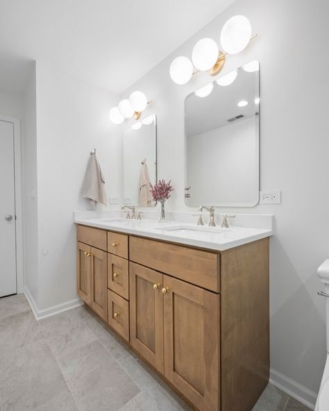 ✨ Bathroom Lighting Solutions ✨ The right lighting can transform your bathroom into a functional and stylish retreat. Here are three versatile options to consider: 💡 Sconces on the Sides of the Mirror: Perfect for even, flattering light—great for daily routines like makeup and shaving. 💡 Overhead Lights Above the Mirror: Adds a layer of brightness while keeping the space well-lit and balanced. 💡 LED-Integrated Mirrors: Sleek and modern, these provide soft, even lighting while doubling as ... Overhead Lighting, Daily Routines, Interior Projects, The Mirror, The Space, Lighting Solutions, Daily Routine, Bathroom Lighting, Shaving