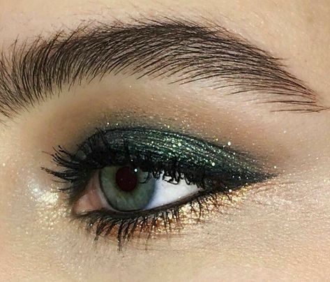 Maquillage On Fleek, Smink Inspiration, Makijaż Smokey Eye, Eye Mascara, Eye Makeup Art, Kiss Makeup, Makeup Pictures, Makeup Designs, Makeup Eyeliner