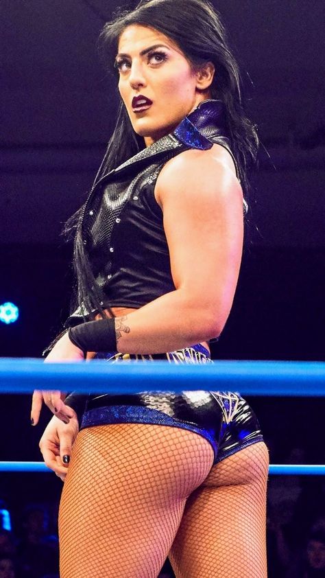 Wwf Diva, Tna Impact Wrestling, Tessa Blanchard, Tna Impact, Ripped Abs, Wwe Girls, Wrestling Divas, Lovely Legs, Hottie Women