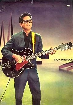 Roy with hybrid Gretsch/Gibson guitar Playing Keyboard, Traveling Wilburys, Rock Around The Clock, Travelling Wilburys, Female Poets, John Walker, American Bandstand, Classic Rock And Roll, Big O