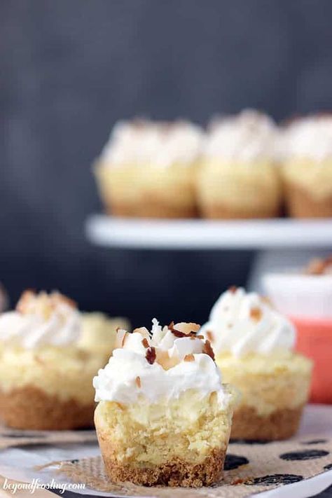 Coconut Cream Pie Cookie Cups are made with coconut pudding filling and topped with whipped cream. They're just like your favorite Coconut Cream Pie but in a cookie form! #puddingcookies #puddingcookiesrecipe #cookiecuprecipe #coconutcookierecipe Cream Pie Cookies, Beyond Frosting, Shower Foods, Coconut Cookie, Coconut Creme, Coconut Cookies Recipes, Cookie Cups Recipe, Easy To Make Cookies, Cookie Bites