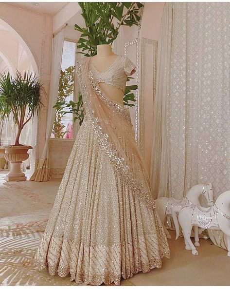 Lenghas For Prom, Pink Mirror Work Lehenga, Abhinav Mishra, Latest Lehenga Choli, White Lehenga, Latest Bridal Lehenga, Desi Wedding Dresses, Indian Outfits Lehenga, Wedding Lehenga Designs