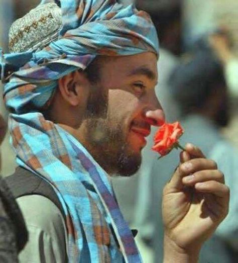 Afgan men Afghanistan Culture, Steve Mccurry, We Are The World, People Of The World, Central Asia, 인물 사진, People Photography, People Around The World, Beautiful World