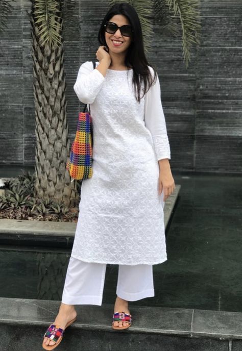 Cotton Chikankari Kurti Designs Latest, Simple White Kurti Designs, White Kurti Designs With Jeans, Chikankari Kurti Designs Latest, White Kurti Designs, Court Attire, White Salwar, White Kurti, Pink Blouse Designs