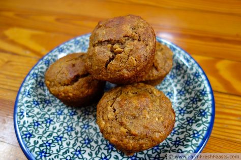 http://www.farmfreshfeasts.com/2013/03/molasses-date-oatmeal-muffins-monday.html Date Oatmeal, Date Muffins, Csa Farm, Molasses Recipes, Molasses Muffins, Oatmeal Muffin Recipes, Community Supported Agriculture, Family Friendly Recipes, Healthy Muffin Recipes