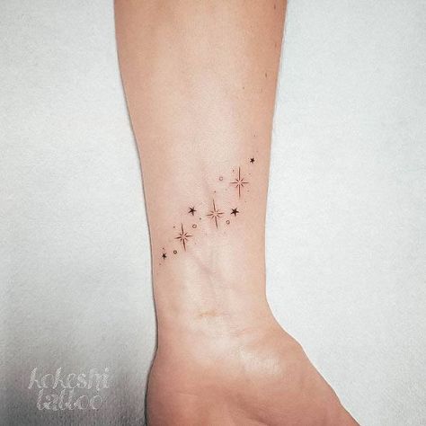 Best Star Tattoos For Women, Star Memorial Tattoo, Tattoos For Women Stars, Star Hand Tattoos For Women, Star Wrist Tattoos For Women, Stars Wrist Tattoo, Side Of Hand Tattoos For Women, Star Wrist Tattoo, Star Tattoos For Women