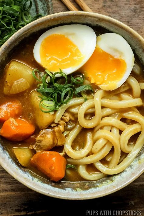 Japanese Curry Udon (Quick and Easy Weeknight Dinner) Japanese Curry Udon, Asian Chicken Recipes Easy, Udon Recipe, Curry Udon, Asian Dinner, Japanese Dinner, Asian Chicken Recipes, Asian Noodle Recipes, Asian Noodle