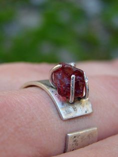 Rough Garnet Prong Set Sand Textured Silver Band by SaraBJewelry $120.00 Silversmith Rings, Silversmithing Jewelry, Rings Ideas, Bijoux Fil Aluminium, Soldering Jewelry, Jewelry Design Inspiration, Silver Jewelry Design, Garnet Jewelry, Silver Jewelry Rings