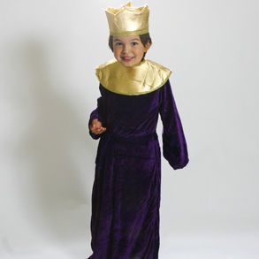 Nativity Wiseman costume for kids. Wiseman Costume Diy, Christian Costumes, Bible Costumes, Wise Man Costume, Play Background, Living Nativity, Saint Costume, Biblical Costumes, Costumes For Boys