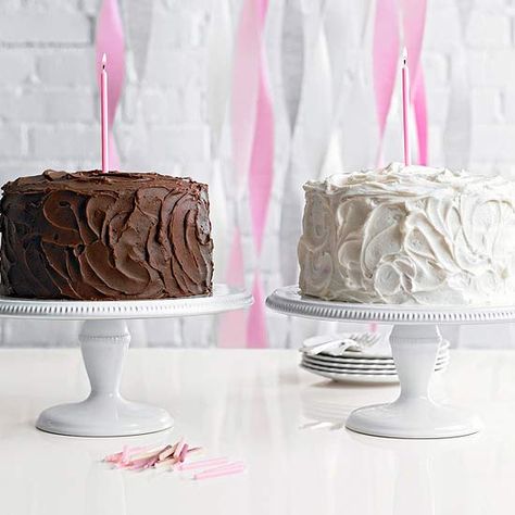 Five Frosting Tutorials for Cakes | Studio DIY® Frost A Cake, Sour Cream Frosting, Vanilla Birthday Cake, Frosting Techniques, Swirl Cake, Chocolate Cream Cheese, Studio Diy, Classic Cake, Cake Icing