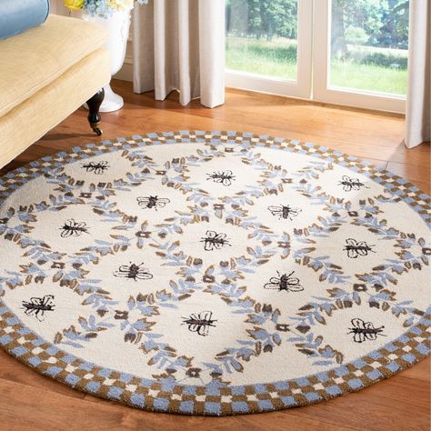 Safavieh Hand-hooked Bees Ivory/ Blue Wool Rug - 4' x 4' Round (HK55G-4R) Indoor Trellis, Hand Hooked Wool Rug, Blue Wool Rugs, Hand Hooked Rugs, Round Area Rugs, American Country, Contemporary Rugs, Blue Wool, Blue Design