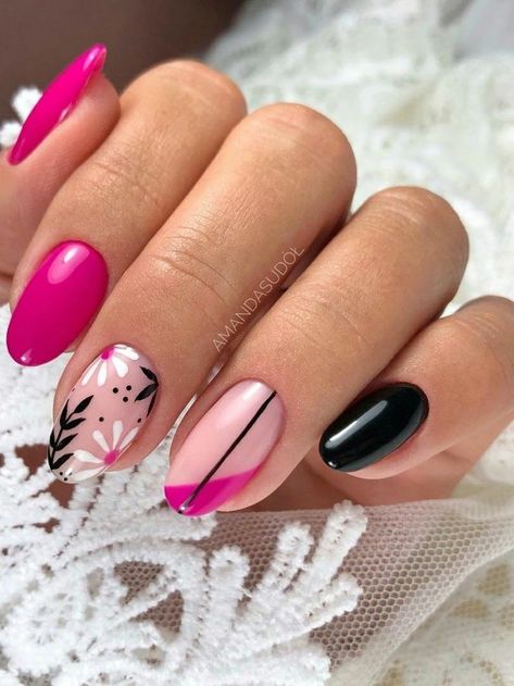 Glamorous Nails, Manicure Nails, Black Nail, Nails Desing, Floral Nails, Chic Nails, Fancy Nails, Short Acrylic Nails, Nail Arts