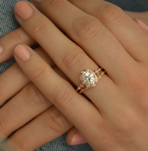 Rose Gold Halo Engagement Ring, Oval Halo Engagement Ring, Vintage Inspired Engagement Rings, Flower Halo, Antique Engagement Ring, Engagement Rings Vintage Halo, Ring Halo, Oval Engagement, Engagement Ring White Gold