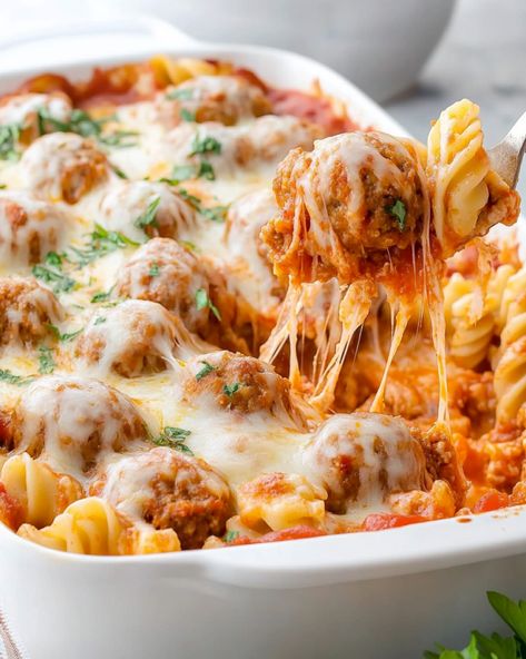 Dump And Bake Meatball Casserole, Meatballs And Cheese, Pasta Meatballs, Meatball Casserole Recipe, Chicken Enchilada Soup Recipes, Enchilada Soup Recipe, Dump And Bake, Savory Meatballs, Comfort Dinner