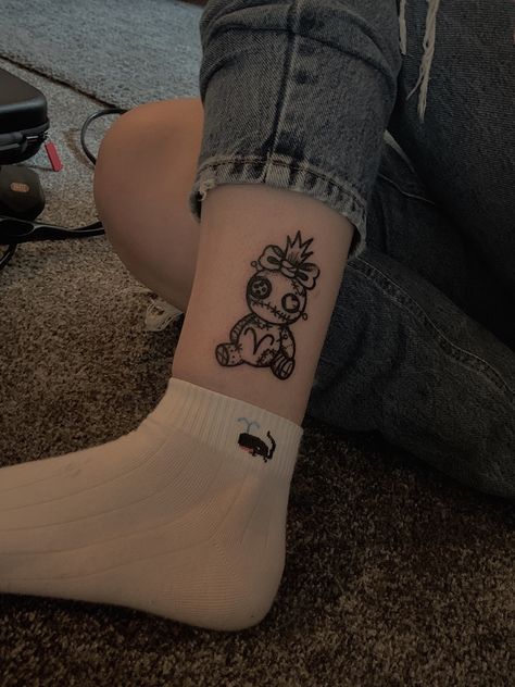 Tattoo Pierna, Baby Tattoo, Basic Tattoos, Cute Little Tattoos, Leg Tattoos Women, Dope Tattoos For Women, Stylist Tattoos, Knee Tattoo, Different Tattoos