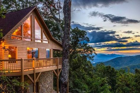 Most beautiful cabins to rent in the Great Smoky Mountains Smokey Mountain Cabins, North Carolina Cabins, Smoky Mountain Cabin Rentals, Cabin In The Mountains, Smoky Mountains Cabins, Secluded Cabin, Bryson City, Gatlinburg Cabins, Mountain Getaway