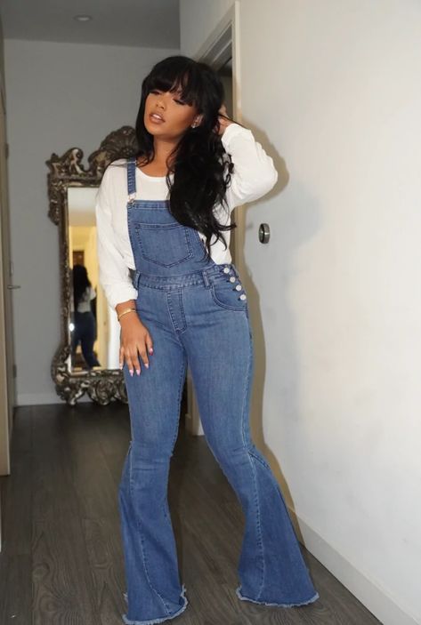 Denim Overalls, Hot Outfits, Bell Bottoms, Bell Bottom Jeans, Overalls, Spandex, Jumpsuit, Outfit Inspo, Pants