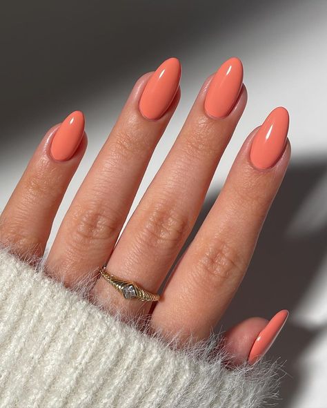 30 Easy Nails to Inspire You Gel Nail Inspo Simple, Ongles Rose Pastel, Peach Colored Nails, Shellac Manicure, Peach Nails, Stunning Nails, Stylish Nails Designs, Classic Nails, Easy Nails