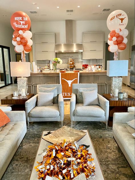 Longhorn Party Ideas, Trunk Party Ideas College, Longhorn Party, Pink Graduation Party, Grad Party Theme, High School Graduation Pictures, High School Graduation Party Decorations, College Grad Party, Backyard Graduation Party