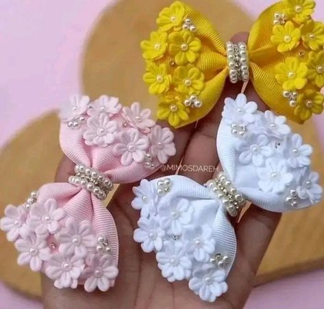 Diy Baby Hair Bows, Flower Making Tutorial, Hair Bows Diy Ribbon, Diy Gifts To Sell, Girls Hair Bows Diy, Diy Earrings Easy, Bow Fabric, Diy Hair Accessories Ribbon, Beaded Hair Pins