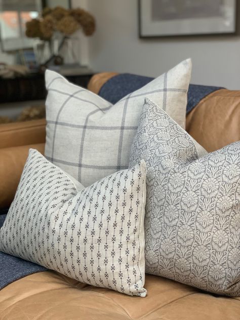 Cushion Styling, Cushion Arrangement, Cushion Combinations, Country Cushions, Rooms Design, Mixed Patterns, Living Room Cushions, Blue Couches, Throw Pillows Living Room