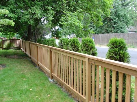 Cedar Fence Short Wood Fence Ideas, 3ft Fence Front Yard, Pool With Wooden Fence, 3 Ft Fence Ideas, Craftsman Style Fence, Craftsman Pergola, Fence Vines, Wooden Fencing, Short Fence